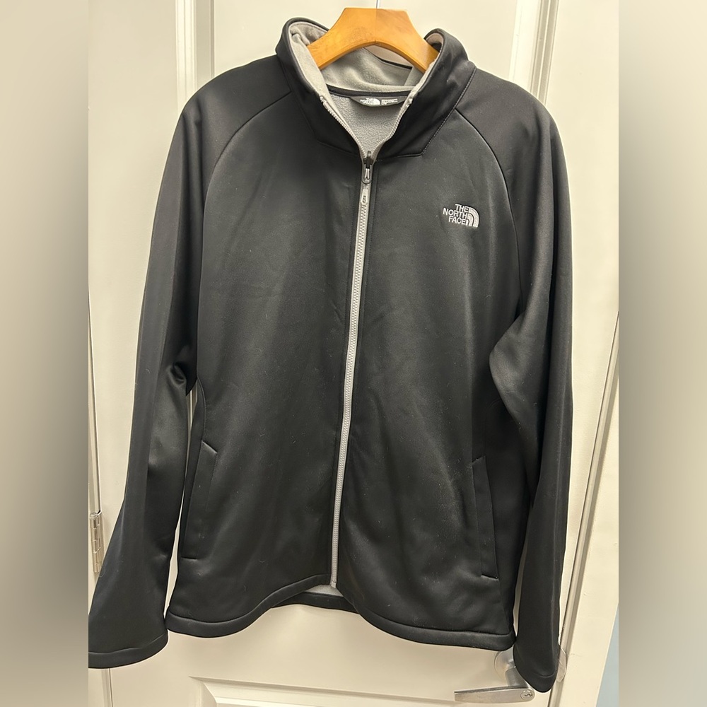 The North Face Men's Black Performance Jacket